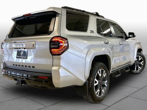 Used 2025 Toyota 4Runner TRD Sport Premium w/ Tow Technology Package image 12