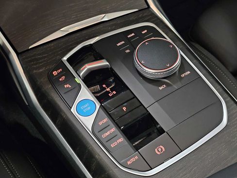 Used 2023 BMW i4 eDrive35 RWD image 18