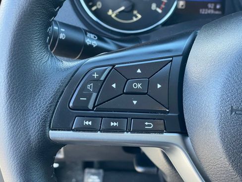 Certified 2021 Nissan Rogue Sport SV AWD/4WD image 15