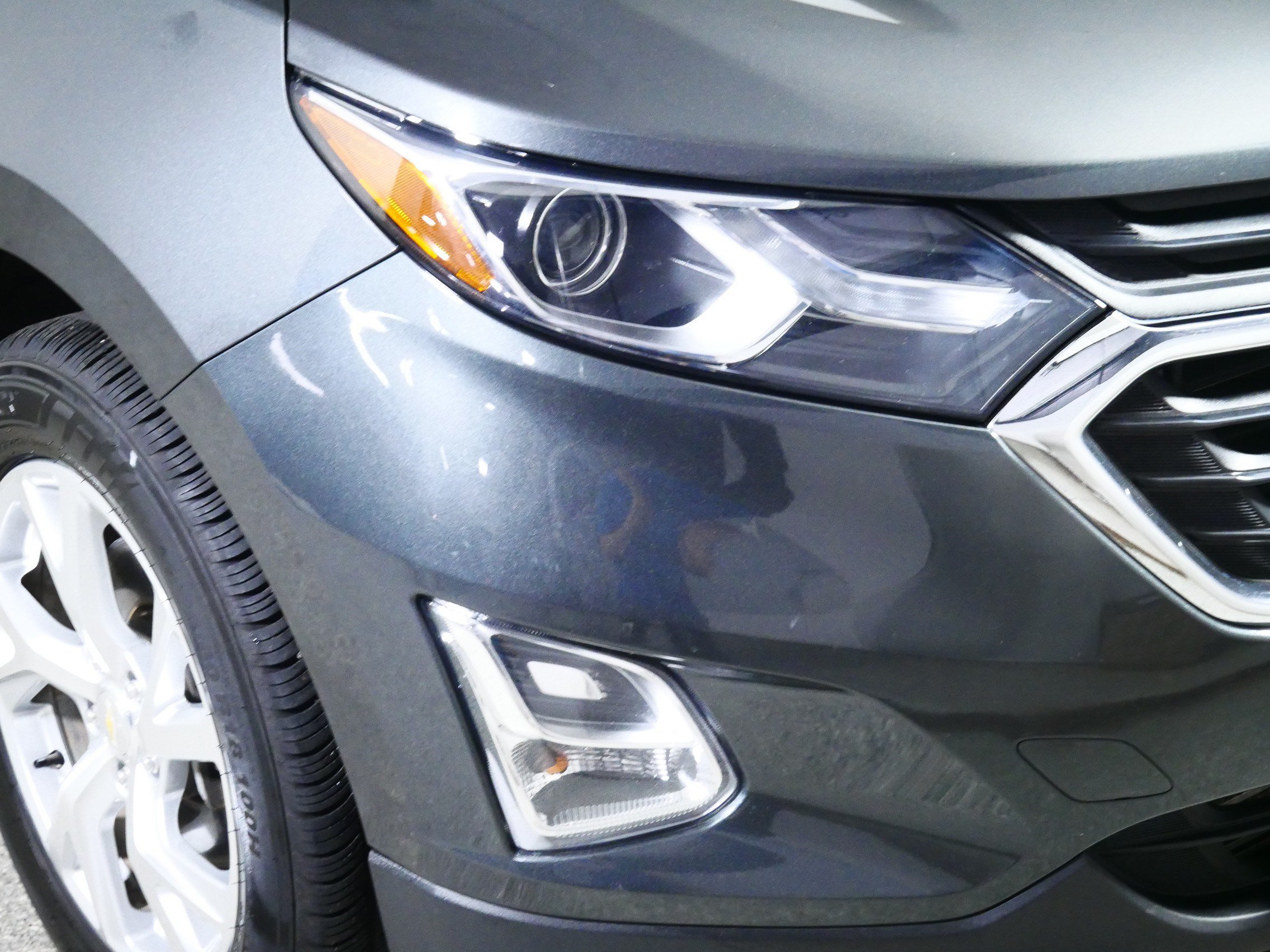Used 2018 Chevrolet Equinox LT w/ LPO, Floor Liner Package AWD/4WD image 16