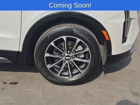 Used 2024 Cadillac XT4 Sport w/ Cold Weather Package AWD/4WD image 13