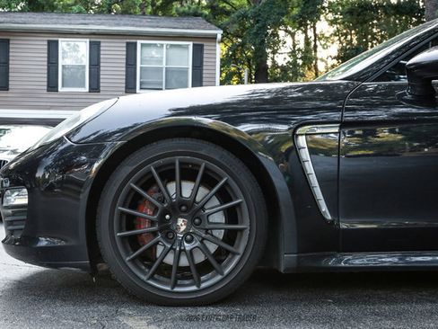 Used 2011 Porsche Panamera 4 AWD/4WD image 4