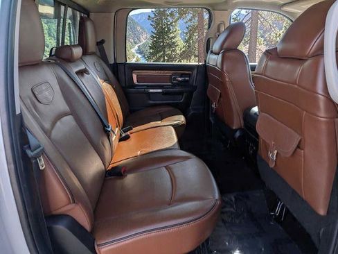 Used 2018 RAM 2500 Longhorn w/ Convenience Group AWD/4WD image 18