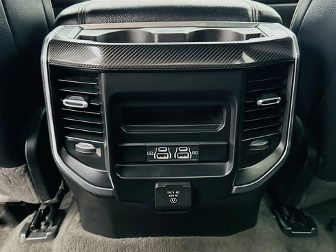 Used 2024 RAM 1500 Laramie AWD/4WD image 17