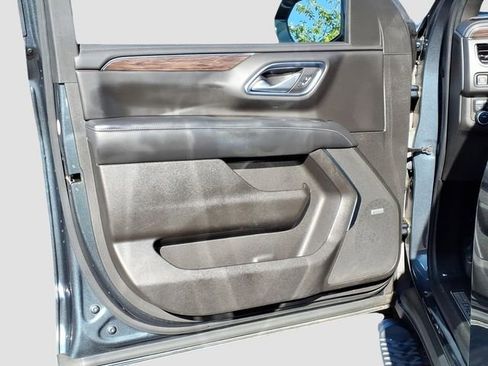 Used 2021 Chevrolet Tahoe Z71 AWD/4WD image 6