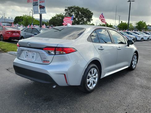 Used 2026 Toyota Corolla LE FWD image 12