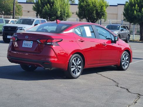 Used 2025 Nissan Versa SV w/ Trunk Package FWD image 4