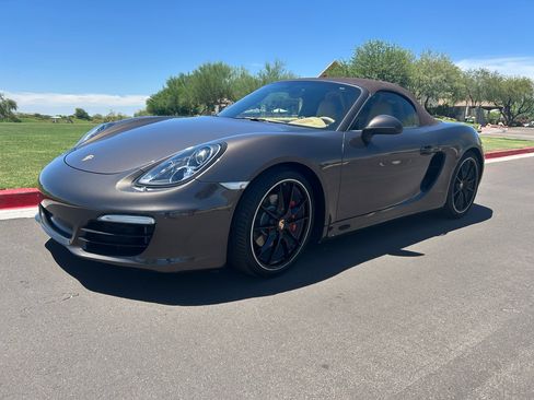 Used 2014 Porsche Boxster S image 4