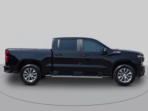 Used 2022 Chevrolet Silverado 1500 RST w/ Safety Package AWD/4WD image 2