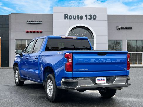 Used 2025 Chevrolet Silverado 1500 LT image 3