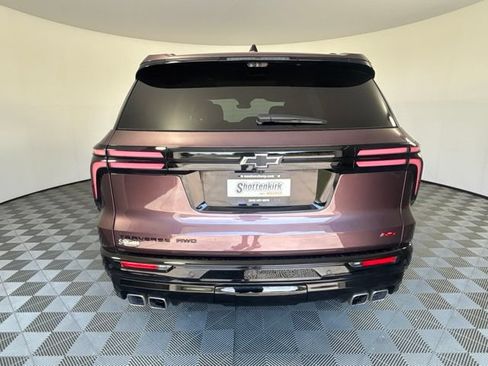 Used 2024 Chevrolet Traverse RS AWD/4WD image 36