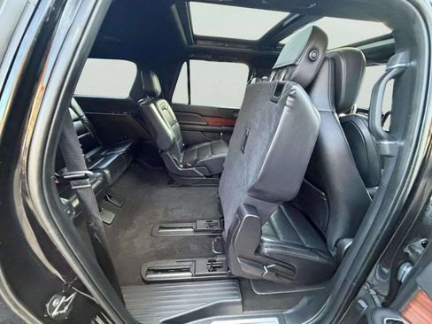 Used 2020 Lincoln Navigator L Reserve image 27
