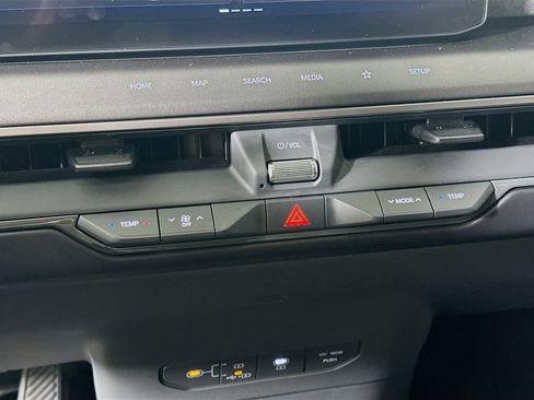 Used 2024 Kia EV9 Light Long Range image 24