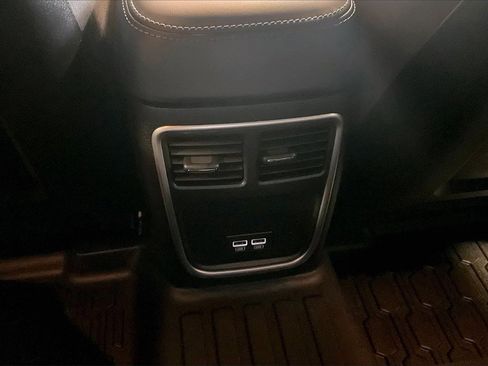 Used 2023 Dodge Charger Scat Pack w/ Harman/Kardon Audio Group image 16