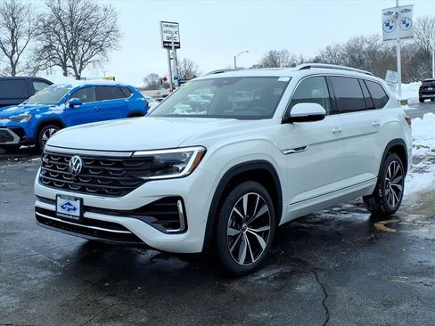 New 2026 Volkswagen Atlas SEL Premium R-Line image 3