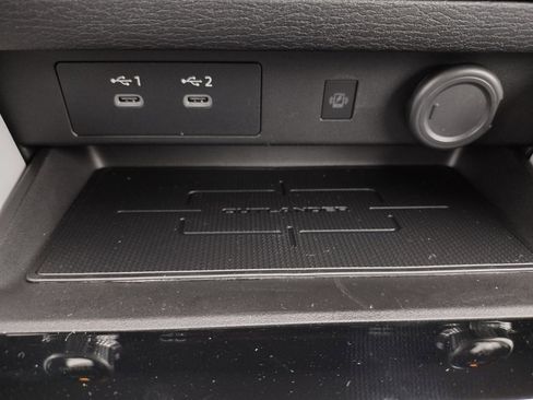 New 2025 Mitsubishi Outlander SE image 23