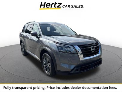 Used 2025 Nissan Pathfinder SV
