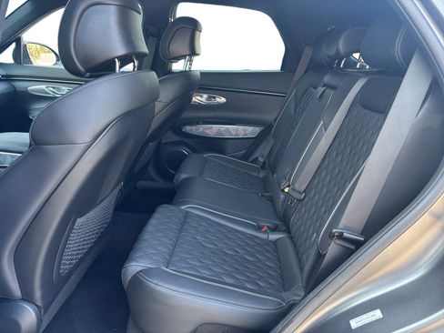 Used 2023 Genesis GV70 3.5T Sport w/ Sport Advanced Package image 13