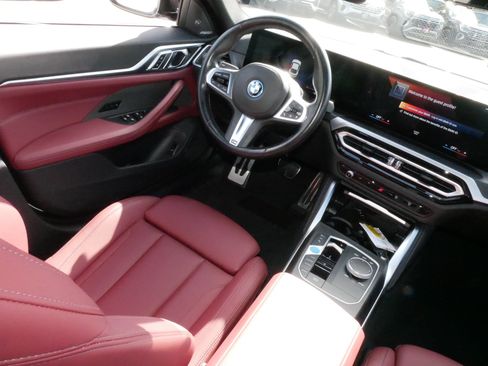 Used 2023 BMW i4 eDrive40 w/ M Sport Package RWD image 9
