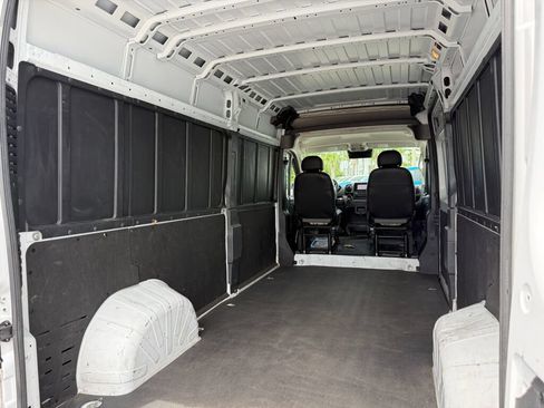 Used 2023 RAM ProMaster 2500 FWD image 16