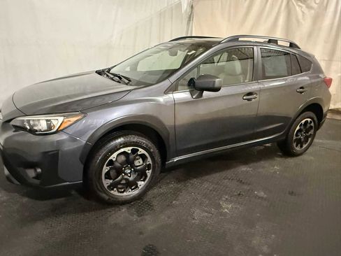 Certified 2023 Subaru Crosstrek 2.0i Premium image 2