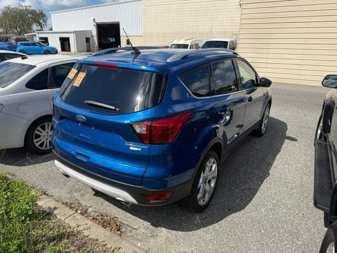 Used 2019 Ford Escape Titanium AWD/4WD image 8