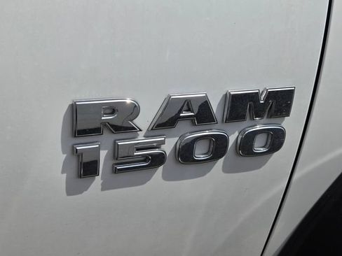 Used 2016 RAM 1500 Express RWD image 5
