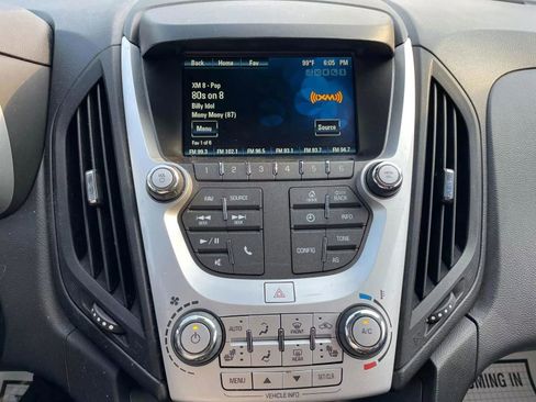 Used 2017 Chevrolet Equinox LT w/ Convenience Package image 39