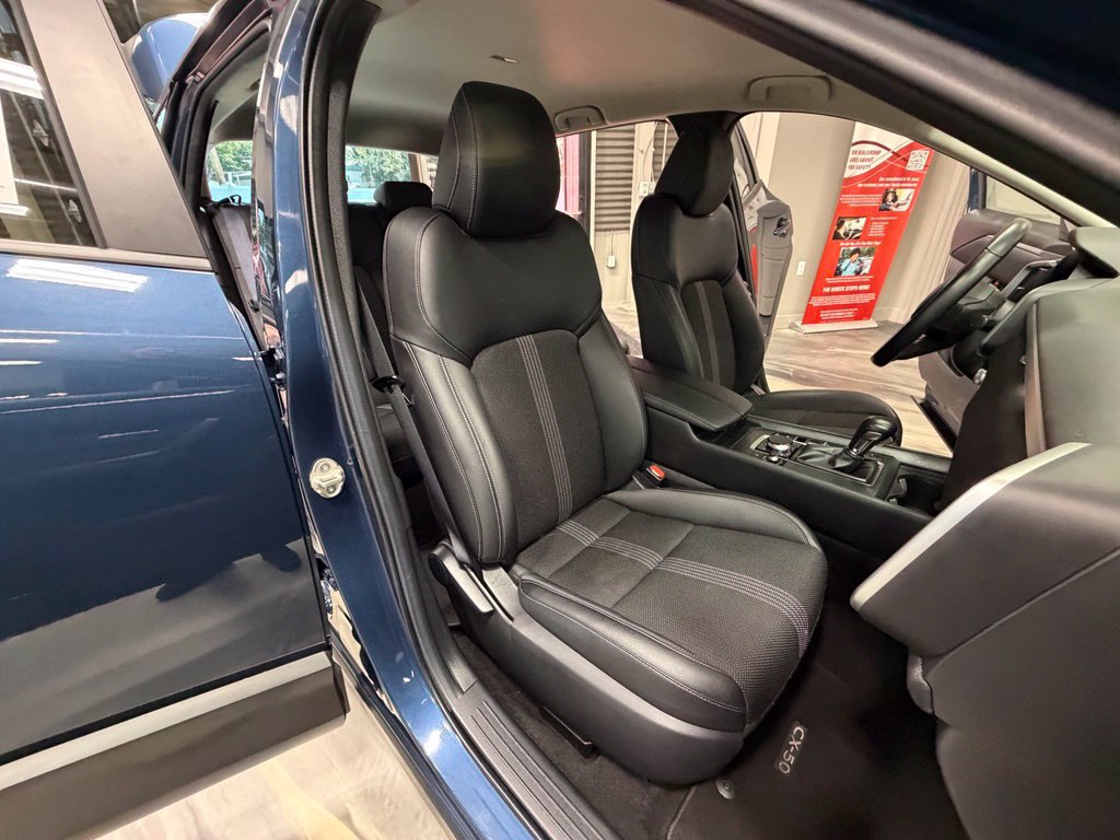 Used 2025 MAZDA CX-50 AWD 2.5 S w/ Preferred Package image 4
