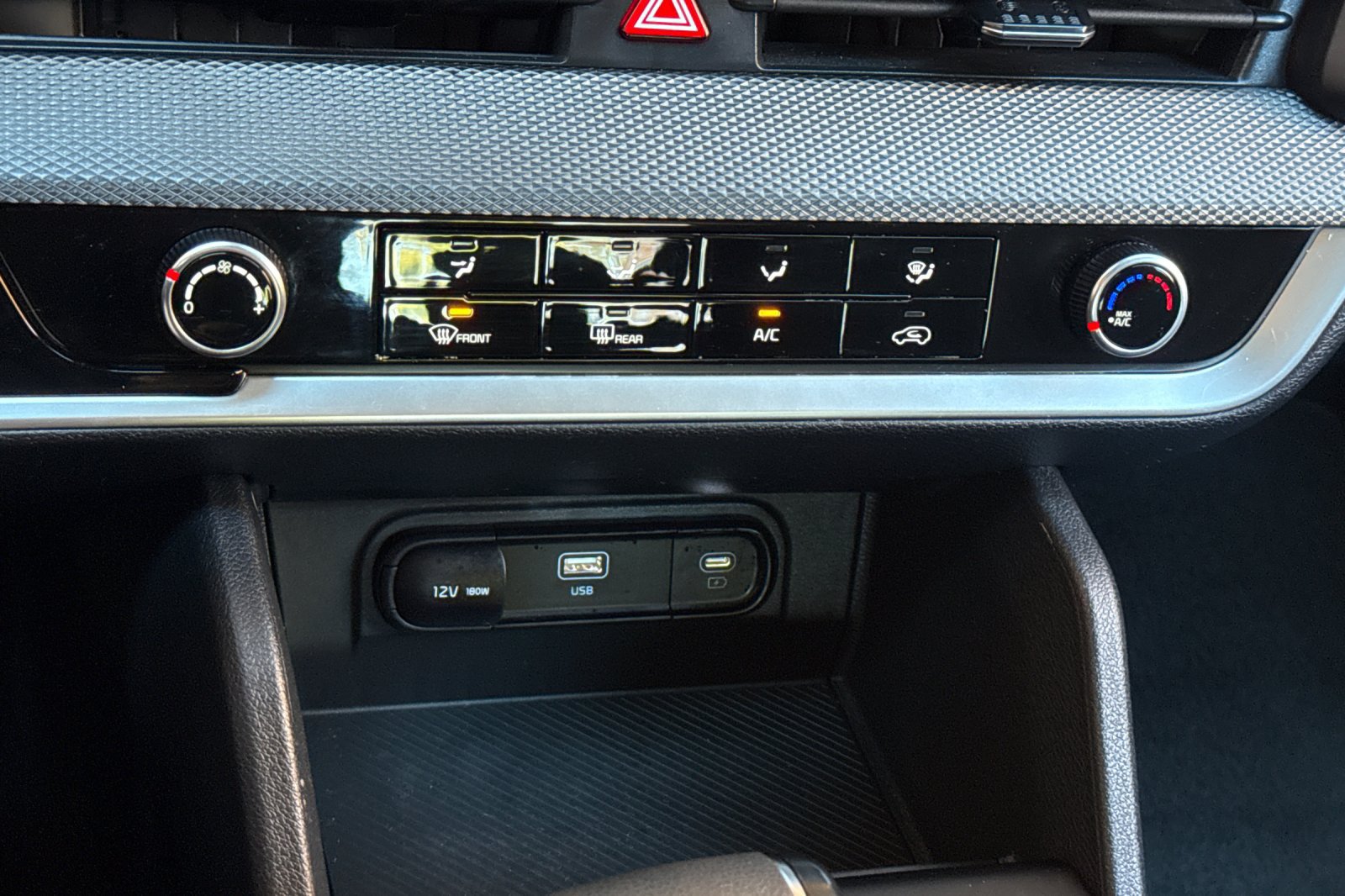 Used 2025 Kia Sportage LX FWD image 20