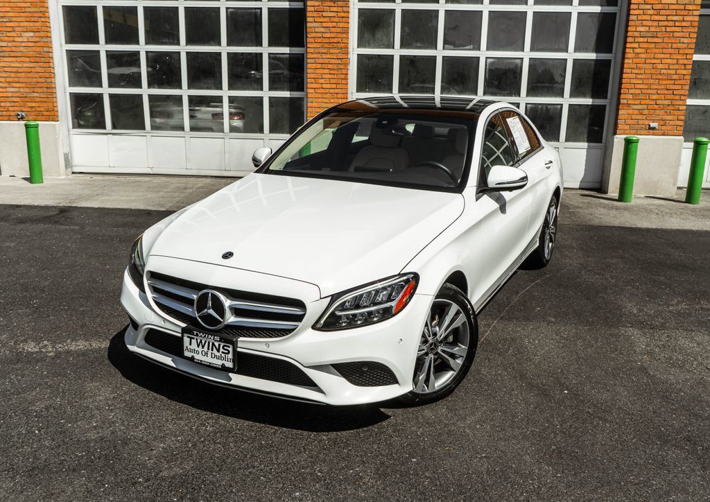 Used 2021 Mercedes-Benz C 300 4MATIC Sedan image 2