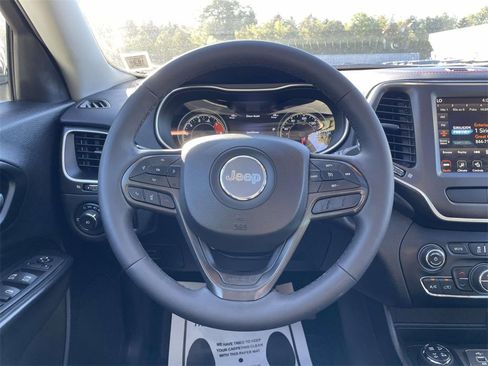 Used 2022 Jeep Cherokee Trailhawk w/ Sun, Sound & Nav Group image 21