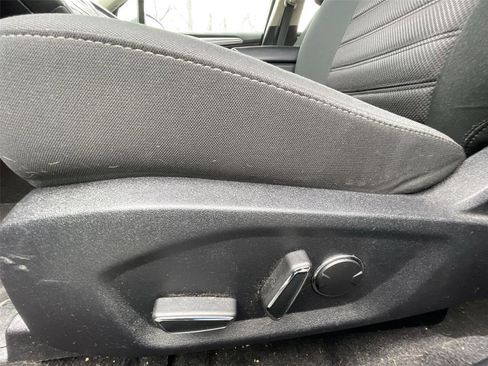 Used 2019 Ford Fusion SE image 13