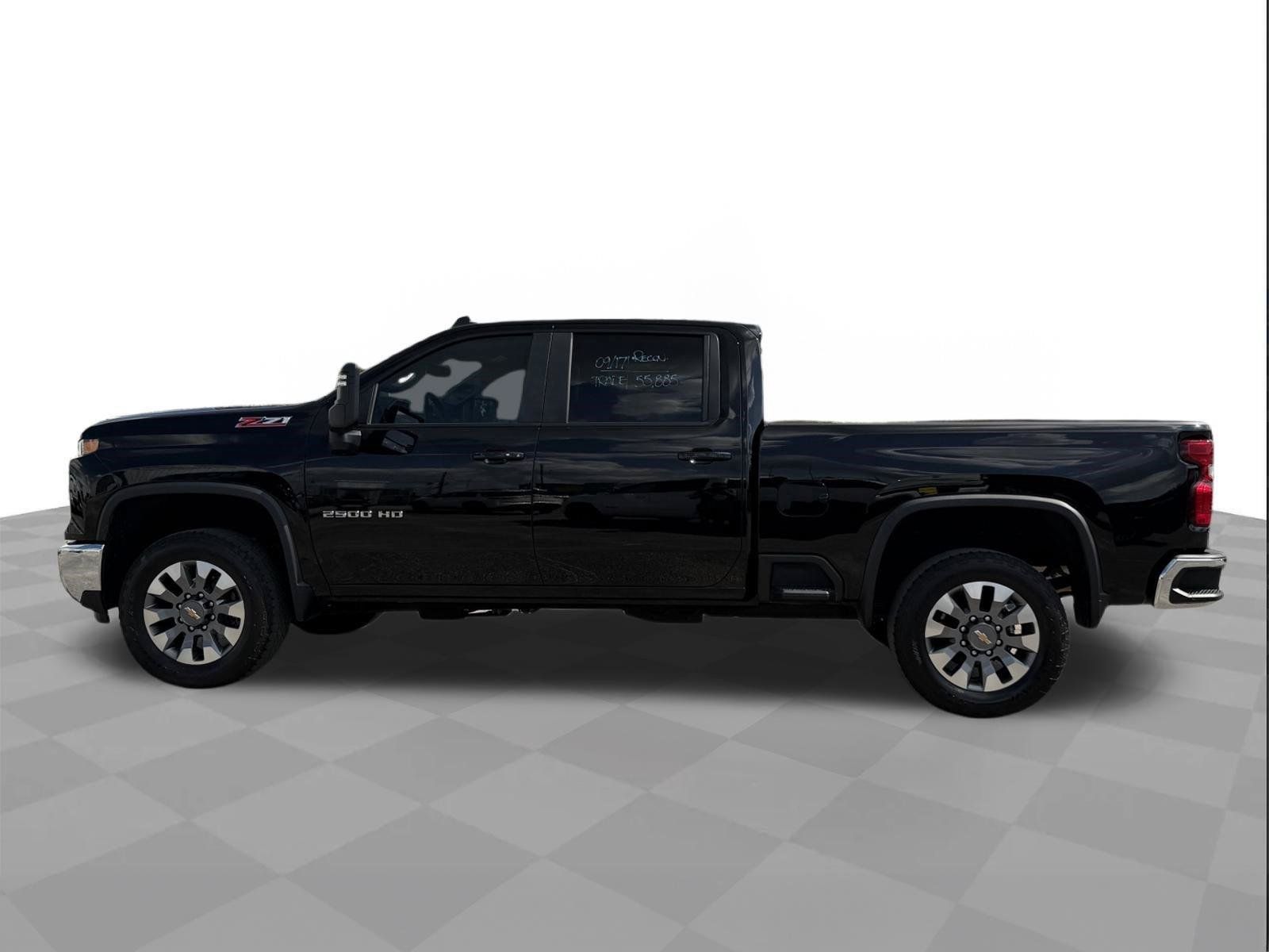 Used 2025 Chevrolet Silverado 2500 LT AWD/4WD image 2
