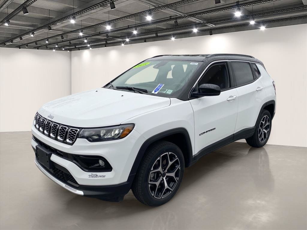 Certified 2025 Jeep Compass Limited AWD/4WD image 3