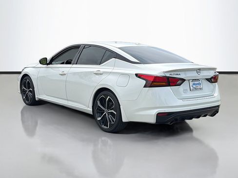 Used 2023 Nissan Altima 2.5 SR FWD image 7