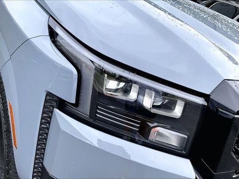New 2026 Nissan Frontier SV RWD image 13