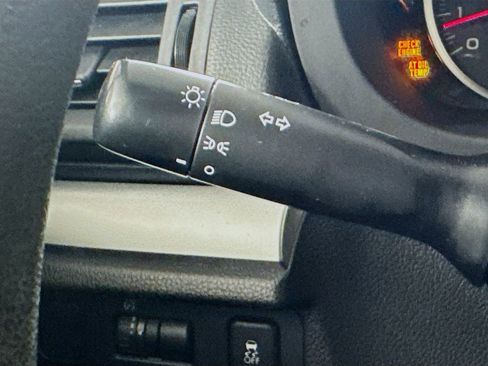 Used 2015 Subaru Forester 2.5i w/ Alloy Wheel Package image 5