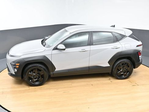 Used 2026 Hyundai Kona SE FWD image 42
