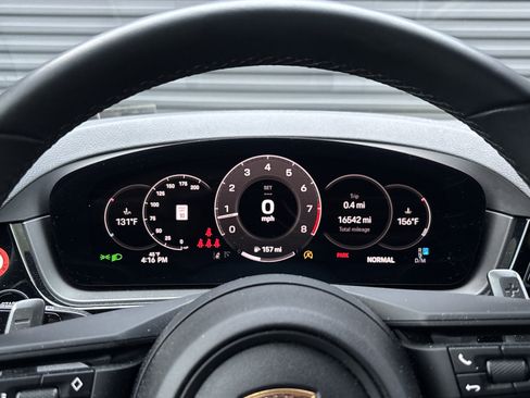 Used 2025 Porsche Cayenne S image 17