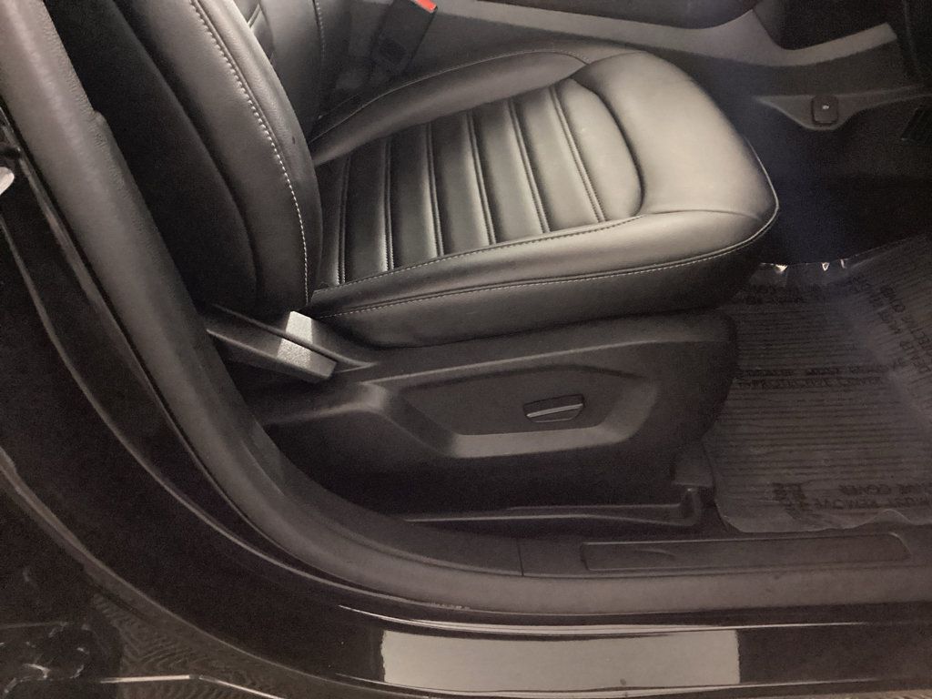 Used 2024 Ford Edge SEL w/ Convenience Package AWD/4WD image 9