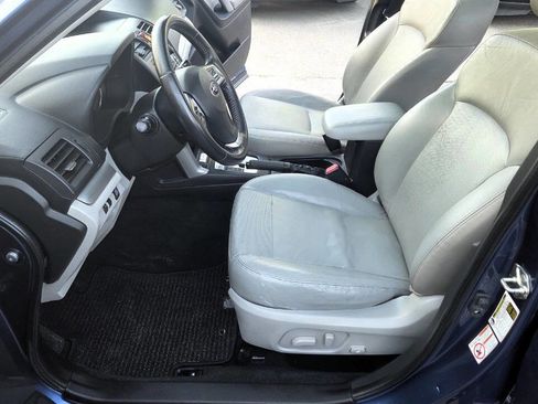 Used 2014 Subaru Forester 2.5i Limited AWD/4WD image 25