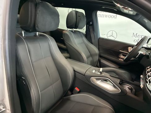 New 2025 Mercedes-Benz GLS 580 4MATIC image 21