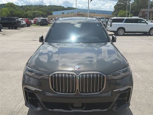 Used 2022 BMW X7 M50i w/ Dynamic Handling Package AWD/4WD image 1