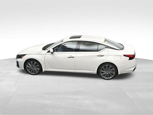 Used 2023 Nissan Altima 2.5 SL FWD image 20