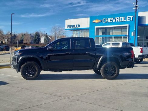 Used 2023 Chevrolet Colorado Trail Boss w/ Technology Package image 5