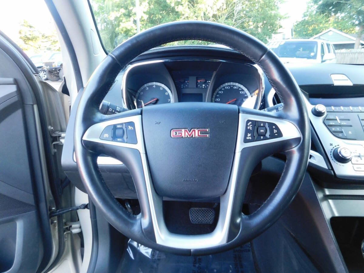 Used 2011 GMC Terrain SLE AWD/4WD image 8