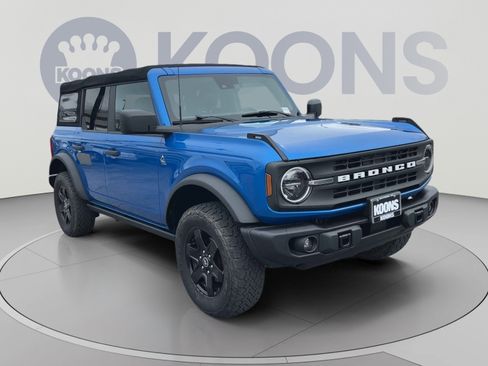 Certified 2022 Ford Bronco Black Diamond AWD/4WD image 4