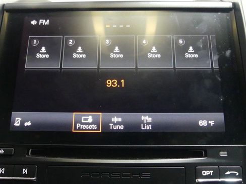 Used 2017 Porsche Cayenne GTS image 43