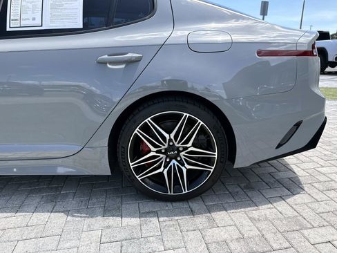 Used 2022 Kia Stinger GT1 RWD image 10
